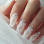 10 stunning 3D Swarovski bridal nail designs